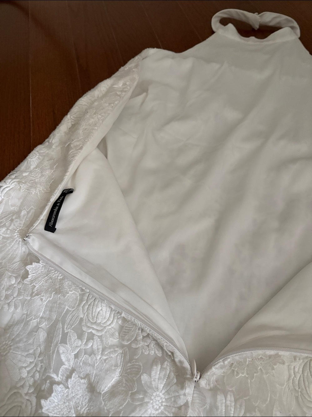 NWT Abercrombie & Fitch White Lace Appliqué Detail Dress - Picture 6 of 15